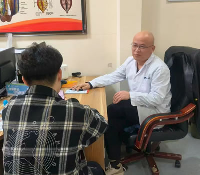 福建省|男科医师高朋磊：守护男性健康，专业男科诊疗