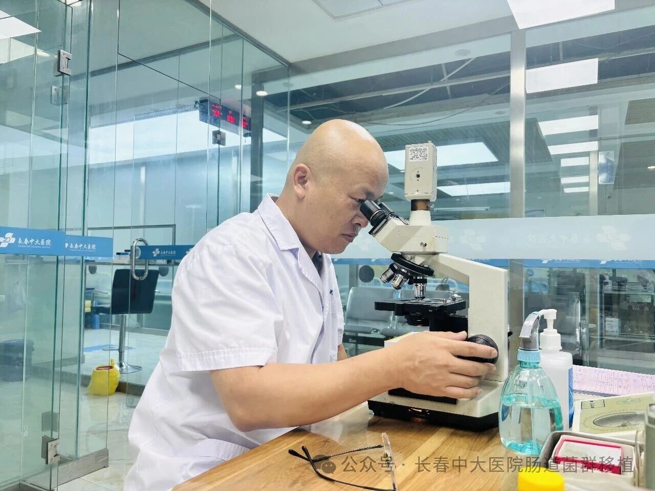 福建省|高朋磊医师：左手男科临床，右手肠道菌群移植深入研究